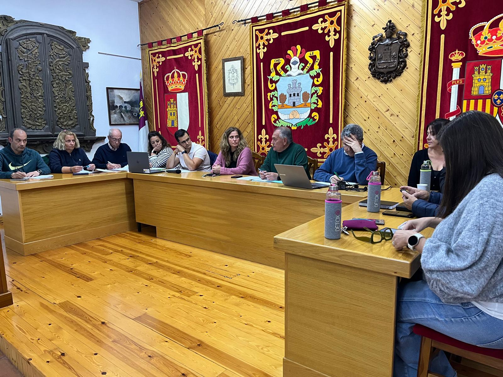 El Pleno de Horche aprueba una modificación de crédito de 170.000 euros para suministros y actuaciones de mejora y acondicionamiento