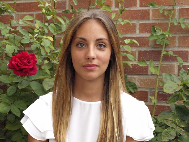 LAURA_Reina_CONCHUELA_CASTELLOT2.jpg
