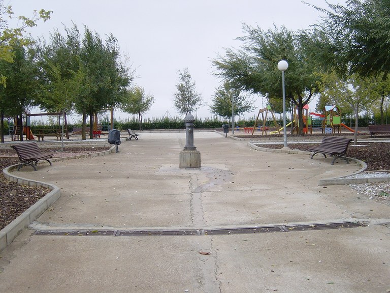 23.negro.parque ignacio calvo.jpg