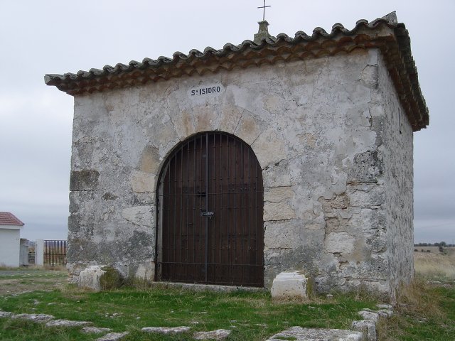 phoca_thumb_l_14.negro.ermita de san isidro.2.jpg