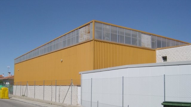 phoca_thumb_l_22.negro.pabellon polideportivo cubierto.jpg