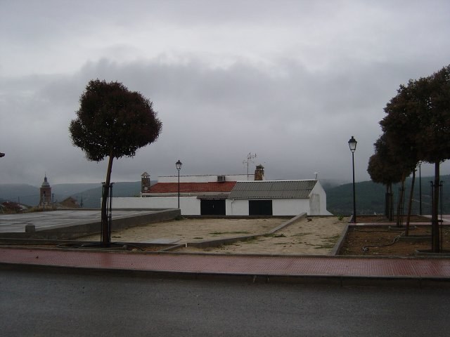 phoca_thumb_l_24.negro.parque plaza de toros.jpg