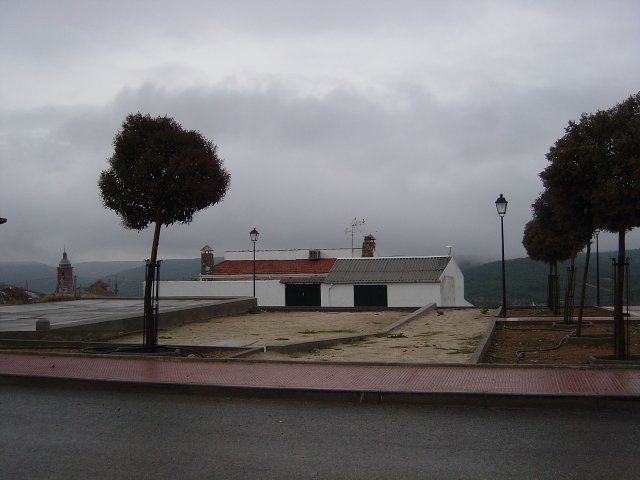 phoca_thumb_l_24.negro.parque plaza de toros.jpg