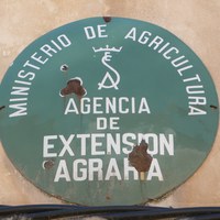 17.negro.escuelas antiguas.jpg